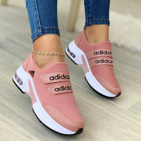 Tênis Feminino Ortopédico Adidas 2025